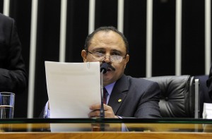 Maranhão revoga decisão que anulou sessão do impeachment