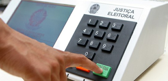 Eleições Seguras: saiba como surgiu a urna eletrônica e por que ela está em constante processo de evolução